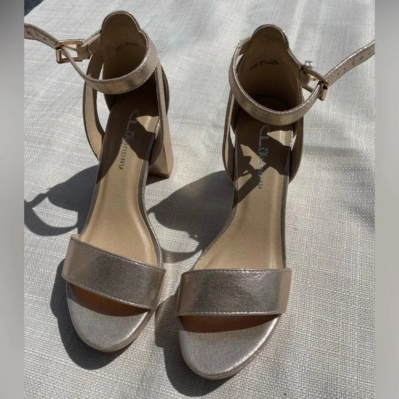 *NWOT* Women's Chinese Laundry Heels - Sz. 7.5 - Picture 2 of 6